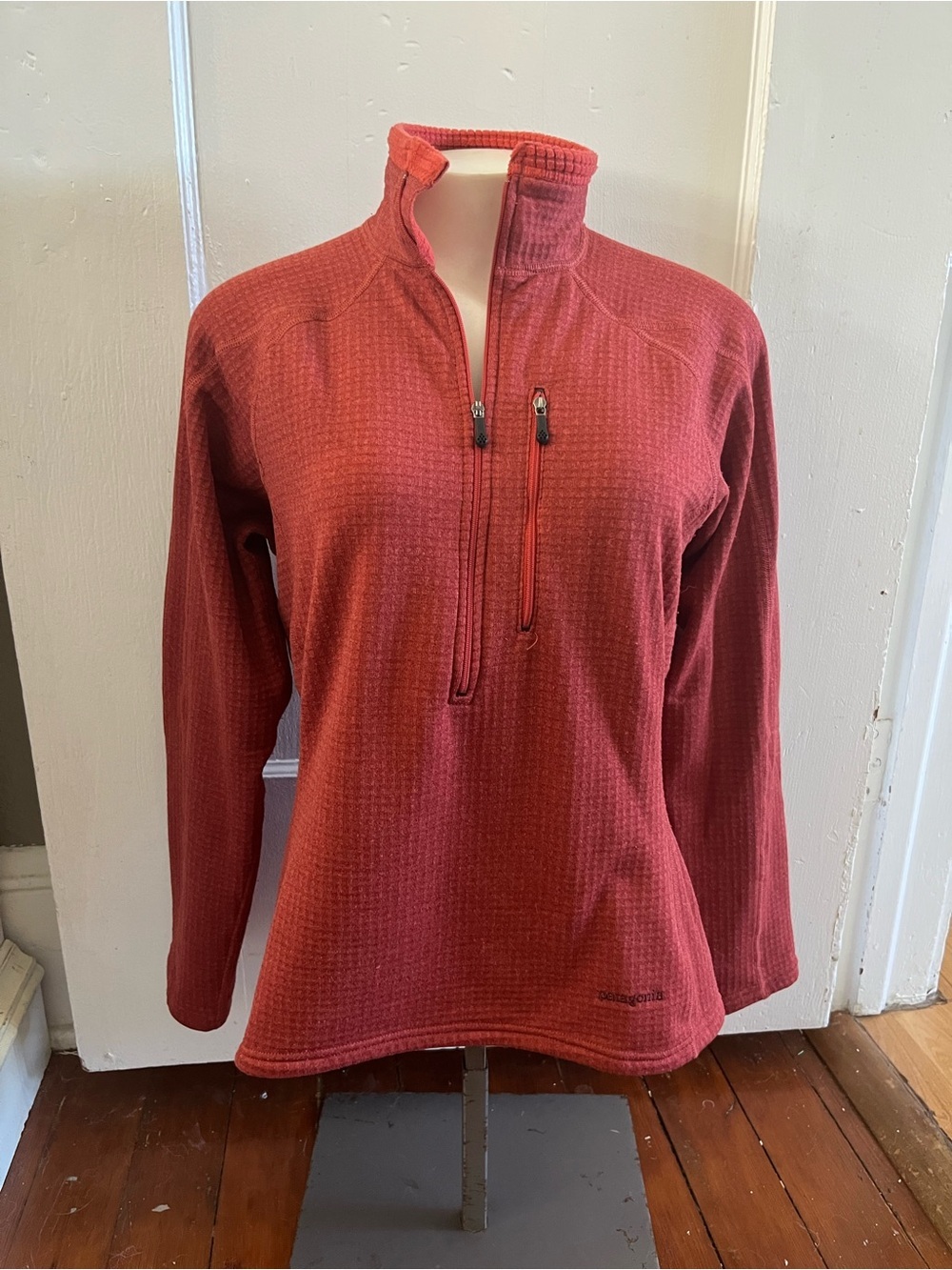 Patagonia Women's R1 Flash Quarter Zip Pullover Red Tech Fleece F4